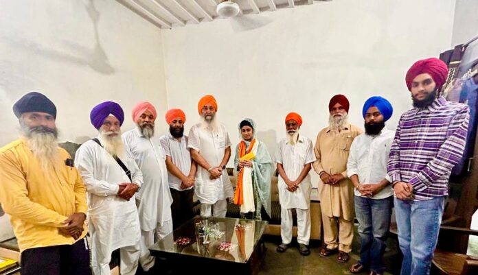 ਸਿੱਖ ਵਿਦਿਆਰਥਣ ਦੇ ਹੱਕ 'ਚ ਵੱਡੀ