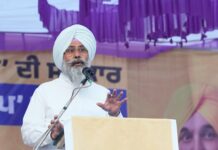 ਹਰਮੀਤ ਸਿੰਘ ਸੰਧੂ ਨੇ ਤਰਨਤਾਰਨ ਦੇ ਲੋਕਾਂ ਦੀ ਸੇਵਾ ਕਰਨ ਦਾ ਲਿਆ ਸੰਕਲਪ, ਕਿਹਾ – ‘ਆਪ’ ਨੇ ਉਨ੍ਹਾਂ ਨੂੰ ਜਨਤਕ ਭਲਾਈ ਲਈ ਕੰਮ ਕਰਨ ਲਈ ਇੱਕ ਨਵਾਂ ਪਲੇਟਫਾਰਮ ਦਿੱਤਾ ਹੈ