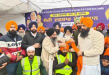 ਸ੍ਰੀ ਫਤਹਿਗੜ੍ਹ ਸਾਹਿਬ ਵਿਖੇ ਜ਼ਿਲ੍ਹਾ ਅਕਾਲੀ ਜਥਾ ਫਤਿਹਗੜ੍ਹ ਸਾਹਿਬ ਅਤੇ ਯੂਥ ਵਿੰਗ ਵੱਲੋਂ ਦੋ ਰੋਜ਼ਾ ‘ਦਸਤਾਰਾਂ ਦਾ ਲੰਗਰ’ ਲਗਾ ਕੇ ਛੋਟੇ ਸਾਹਿਬਜ਼ਾਦਿਆਂ ਅਤੇ ਮਾਤਾ ਗੁਜਰੀ ਜੀ ਨੂੰ ਸ਼ਰਧਾਂਜਲੀ ਭੇਟ ਕੀਤੀ ਗਈ