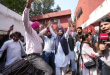 *ਆਪ ਪੰਜਾਬ ਨੇ ਅਰਵਿੰਦ ਕੇਜਰੀਵਾਲ ਅਤੇ ਆਪ ਆਗੂਆਂ ਦੇ ਹੱਕ ਵਿੱਚ ਅਦਾਲਤ ਦੇ ਫੈਸਲੇ ਦਾ ਚੰਡੀਗੜ੍ਹ ਵਿੱਚ ਮਨਾਇਆ ਜਸ਼ਨ*