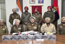 *ਅੰਮ੍ਰਿਤਸਰ ਵਿੱਚ ਸਰਹੱਦ ਪਾਰੋਂ ਚੱਲ ਰਹੇ ਹਥਿਆਰ ਤਸਕਰੀ ਨੈੱਟਵਰਕ ਦੇ ਦੋ ਕਾਰਕੁਨ 7 ਪਿਸਤੌਲਾਂ ਸਮੇਤ ਕਾਬੂ*