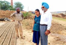ਮਜ਼ਦੂਰ ਦਿਵਸ : ਮਿਹਨਤ-ਕਸ਼ ਲੋਕਾਂ ਨੂੰ ਸਮਰਪਿਤ ਹੈ : ਡਾ. ਲਖਬੀਰ ਸਿੰਘ ਰੰਧਾਵਾ