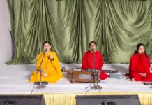 ਦਿਵਯ ਜਯੋਤੀ ਜਾਗ੍ਰਿਤੀ ਸੰਸਥਾਨ ਦੇ ਦੁਆਰਾ ਅੰਮ੍ਰਿਤਸਰ ਸਥਿਤ ਰਾਮ ਤਲਾਈ ਮੰਦਿਰ ਵਿਖੇ ਇਕ ਵਿਸ਼ਾਲ ਆਧਿਆਤਮਿਕ ਸਤਸੰਗ ਦਾ ਆਯੋਜਨ ਕੀਤਾ ਗਿਆ